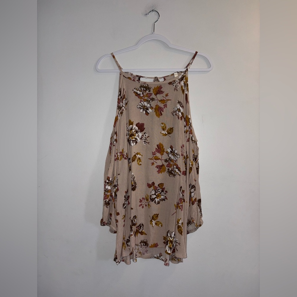 MTS | Beige Floral PeepShoulder Blouse